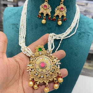 Vergoldetes Kupfer Lange Halskette & Jhumka Ohrring Indisches Schmuckset | Südindischer Tempelschmuck | Hochzeitsgeschenk für sie / traditionelles Set