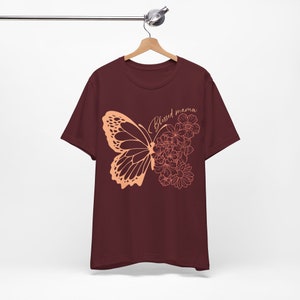 Butterfly Shirt, Monarch Butterfly Shirt, Floral Butterfly Shirt, Cute Butterfly Shirt, Butterfly Lover, Nature Lover, Mothers Day Gift