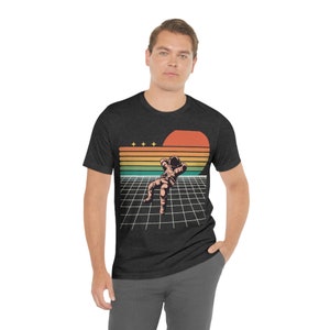 Retro Astronaut Shirt, Astronaut Shirt, Astronaut Tshirt, Astronaut Gift, Space Shirt, Galaxy Shirt