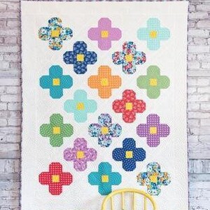 Cluck Cluck Sew Bloom Quilt Pattern