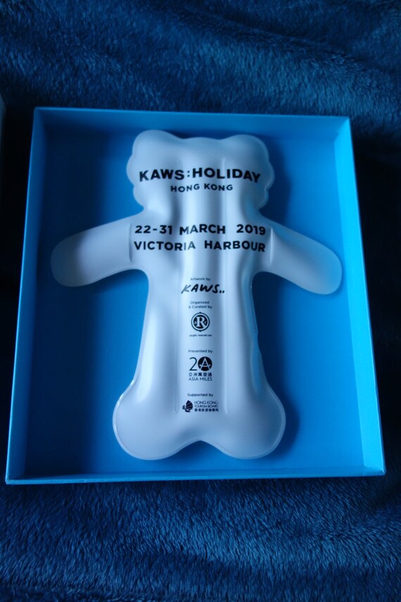 KAWS. American Street Artist. Rare Investment. 'holiday: - Etsy