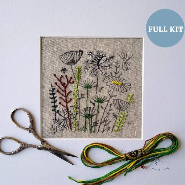 Wild Flower Irish Linen Stamped Embroidery Kit inc 6 "cerchio da ricamo