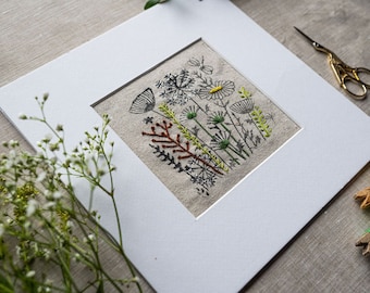 Kit de bordado con estampado de lino irlandés con flores silvestres.