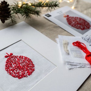 Red Christmas bauble embroidery kit, Christmas decoration kit, hand made Christmas gift idea, mini embroidery kit, Christmas tree decoration