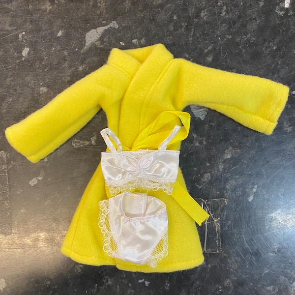 Dolls 2 piece yellow underwear and robe lounge sleepwear outfit suitable for a standard 11.5inch fashion doll