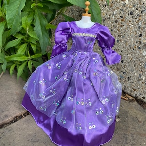 Dolls deep purple princess vintage style puffy sleeves ball gown suitable for a standard 11.5inch fashion doll