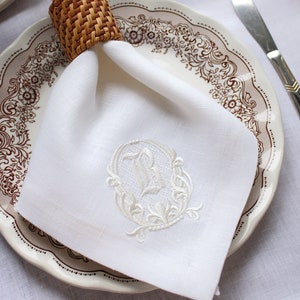 embroidered napkin, monogram napkin, birthday napkin, table decoration, Cloth Dinner Napkin, Wedding napkins