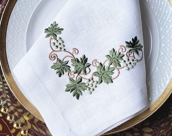 Embroidered Linen Napkins: Thanksgiving Table Decor