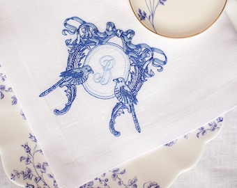 Personliga broderade linneservetter: Monogrammerad bordsdekoration