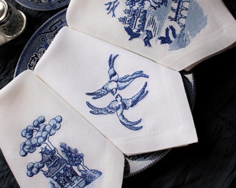 blue willow china Embroidered Napkins, linen napkins, table decoration, Cloth Dinner Napkins, CHINOISERIE BIRDHOUSE, Wedding napkins