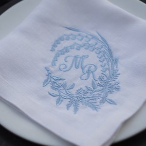 lily of the valley Frame Monogram Embroidered Napkins, monogrammed napkins, personalized decoration, Cloth Dinner Napkins, Wedding napkins