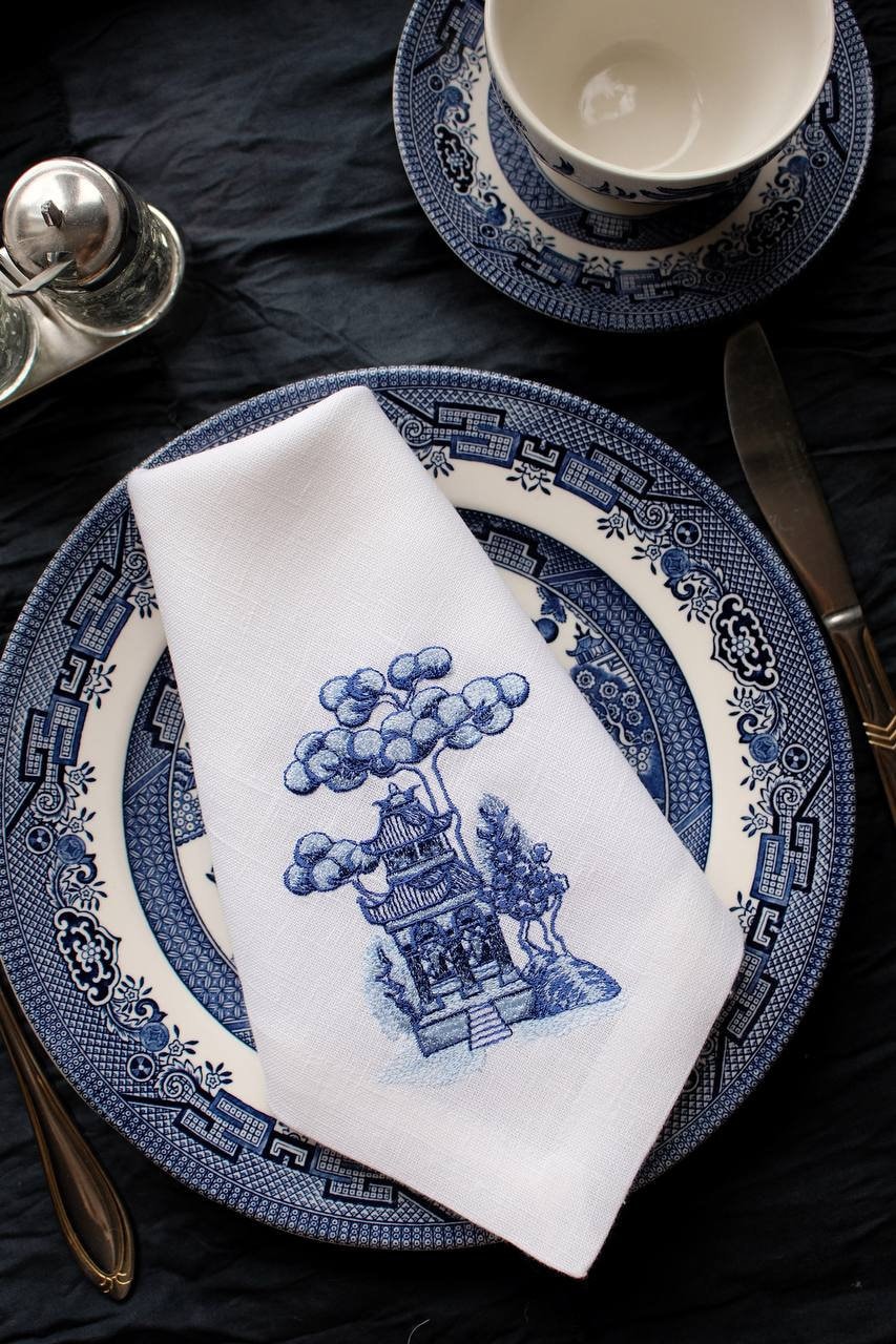 Blue Willow China Embroidered Napkins Linen Napkins Table Etsy