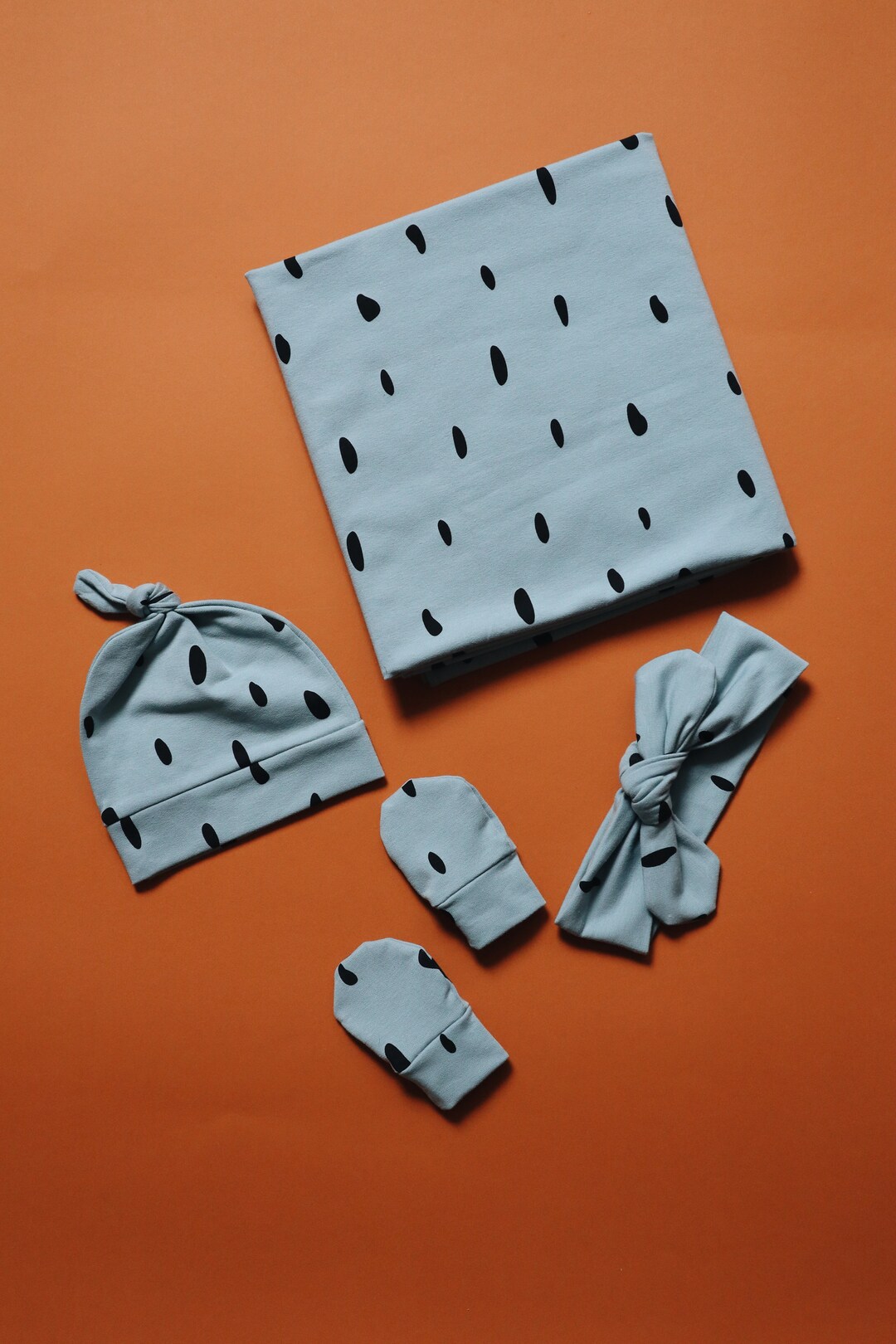 Gray Newborn Swaddle Set Boy Swaddle Blanket Bundle Swaddle Blanket Knot Hat Gender Neutral Baby