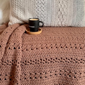 Crochet PATTERN: Cozy Boho Throw Blanket pattern | Beginner-friendly throw | Crochet afghan | 6 sizes | English pattern | DIGITAL DOWNLOAD