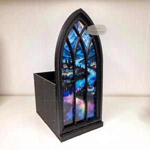 Booknook Fantasy Window City con luz en estilo gótico, decoración para estantería y rincón de lectura, impresión 3D, regalo para amantes de la lectura. imagen 2