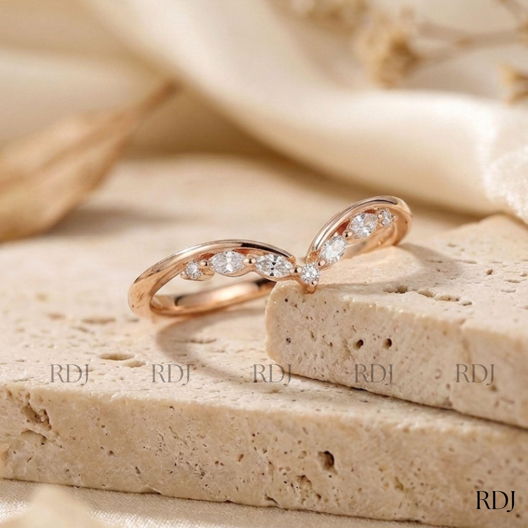Chevron Wedding Band Rose Gold V Shape Ring Moissanite Art Deco Ring ...