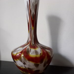 Mid Century Opal Keramik Florence Murano Modernes Carlo Moretti Stil Design Opalglas Vase, mundgeblasen, marmoriertes Muster, Space Age Pop Art 1970er Jahre