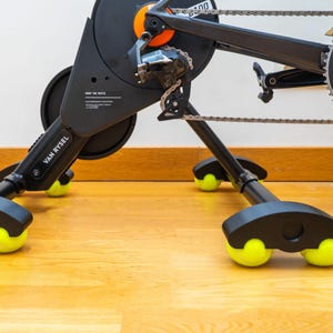 Rocker Feet for Van Rysel D100 Smart Trainer | Van Rysel / Decathlon D100 Tennis Ball Mod