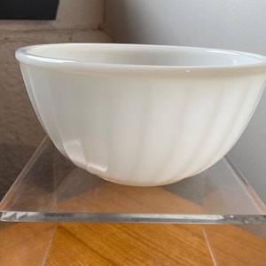 Fire King, white, Milk Glass Mixing Bowl Swirl Design