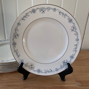 Royal Doulton, Angelique, Salad Plates, set of 8