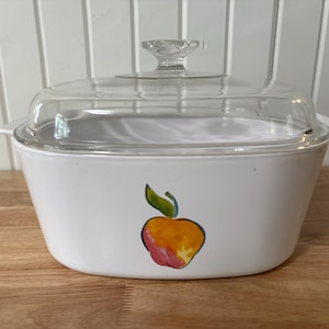 Corning Ware, Fruit Basket, Casserole Baking Dish with lid, 5 Liter