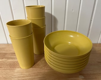 Tupperware, Bowls and Tumblers