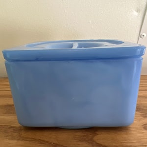 Jeanette, delphite, square jar, with lid