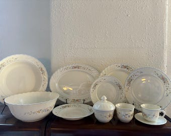 Lot De 6 Assiettes Creuses Arcopal Modèle Victoria – Vintage, état Correct, Motif Fleuri