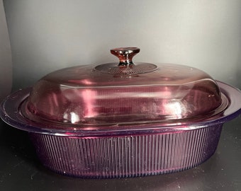 Visions Cranberry, 4 Quart Oval Roaster with Lid