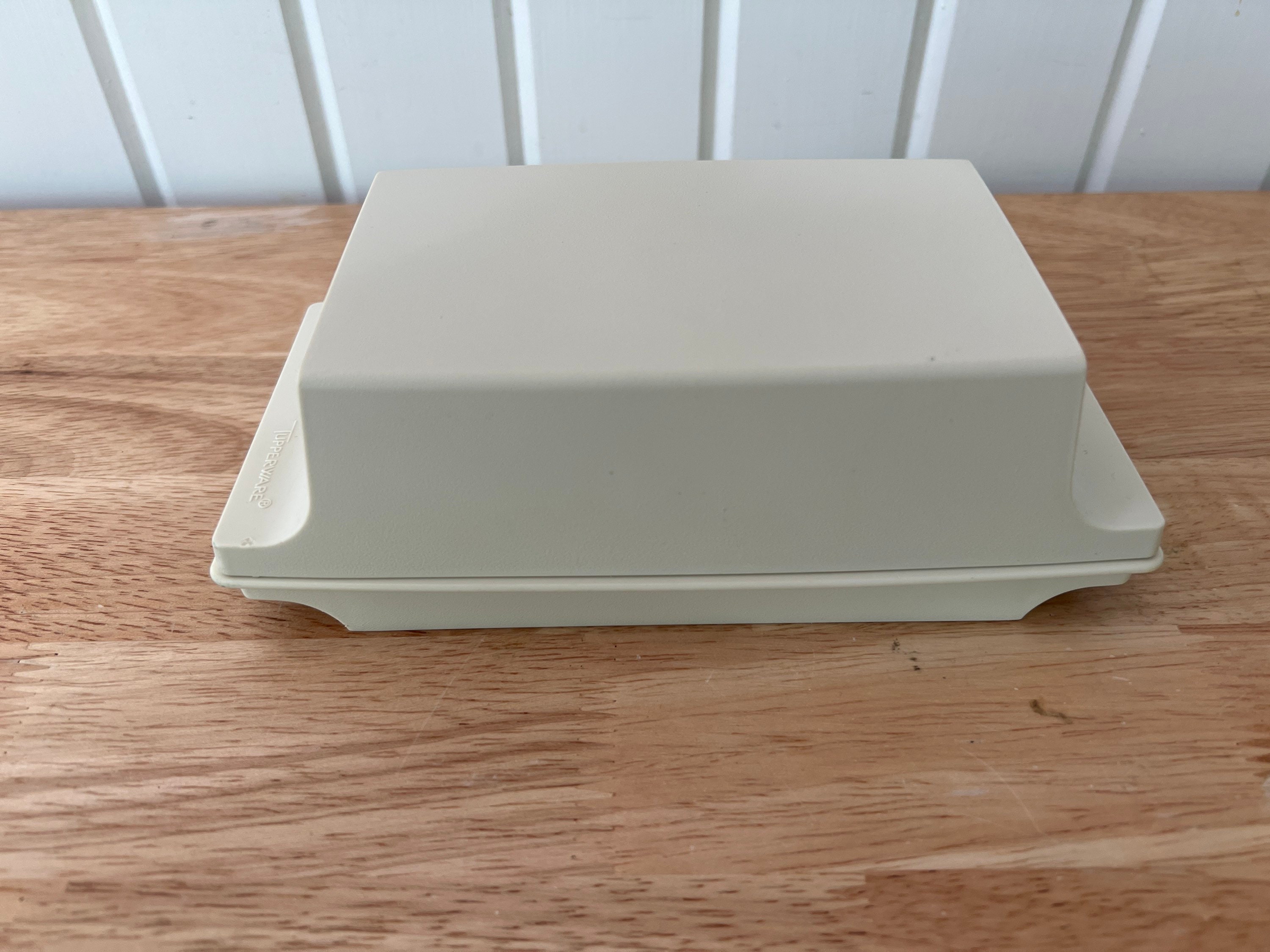 Tupperware 2024 butter dish
