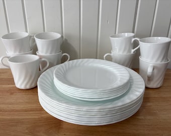 Corelle, Enhancements Pattern, White, Swirl (rough edges)