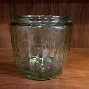 Green Uranium Depression glass cookie jar, no lid