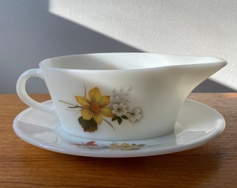 Pyrex, JAJ, Autumn Glory, Sauciere, 665