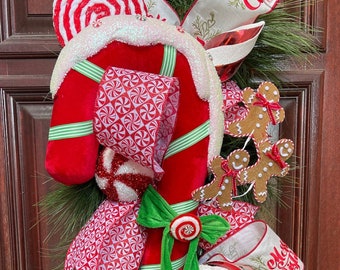MINIOZE Black and White Goth Lollipop Candy Cane Sugar Themed 30 36 48 Inch Big Christmas Plush Tree Skirt Carpet Mat Rugs Cover Large Round Pad Classic Xmas Party Favors Ornament Decoration MINIOZE Black and White Goth Lollipop Candy Cane Sugar Themed 30 36 48 Inch Big Christmas Plush Tree Skirt Carpet Mat Rugs Cover Large Round Pad Classic Xmas Party Favors Ornament Decoration