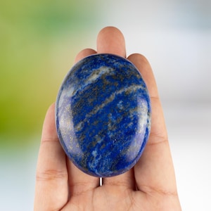 Lapis Lazuli Palm Stone Crystal - Natural Healing Stone for Anxiety Relief & Meditation - Polished Lapis Lazuli Worry Stone - Spiritual Gift