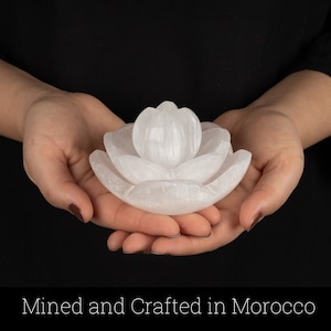 Lotus Flower Selenite Bowl, Selenite Crystal Cleansing Bowl, Healing Crystals & Stones, Spiritual Crystal Decor, Choose Between 2 Types