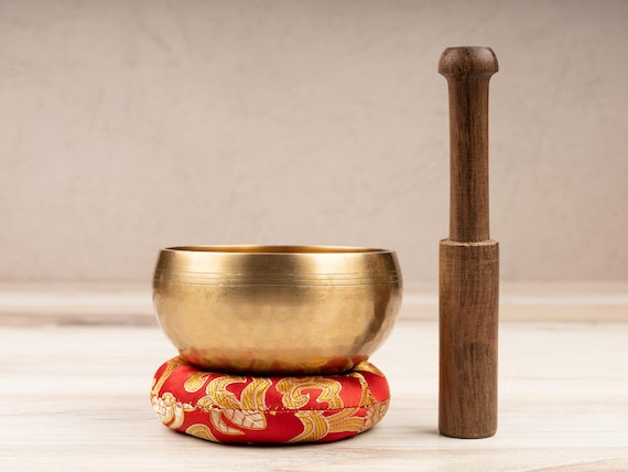Tibetan Singing Bowl, Hand-Hammered Design, Meditation Bowl, Sound Bowl Chakra Healing, Handcrafted Singing Bowl Set, Spiritual Gift