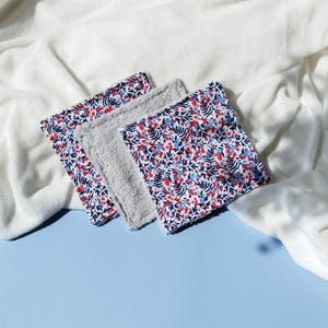Zestaw personalizowanych, zmywalnych kwadracików do demakijażu z koszykiem | Bawełna Oeko-Tex – Dzieci i kobiety – Zero waste – Ręcznie robione we Francji