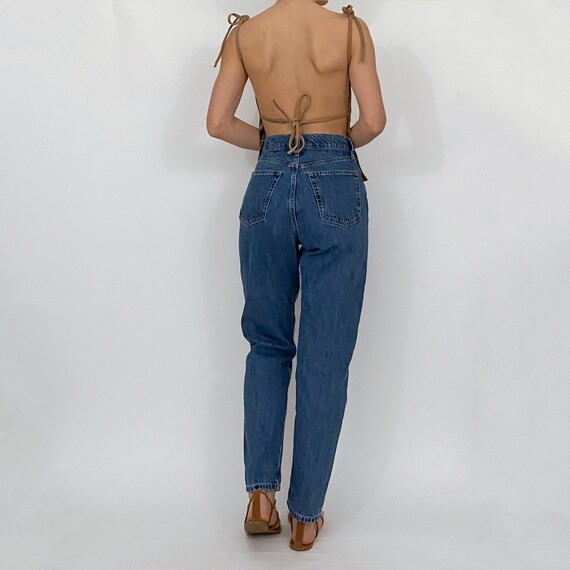gap high rise mom jeans medium wash