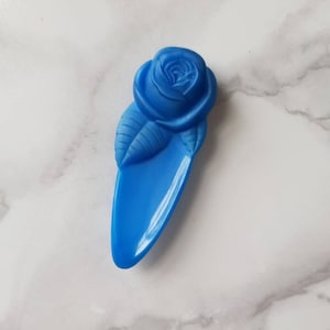 20er Jahre Blaue Glas Rose Kleid Clip / Antike Florale Glas Pelz Clip / Vintage Kleid Accessoires Modeschmuck