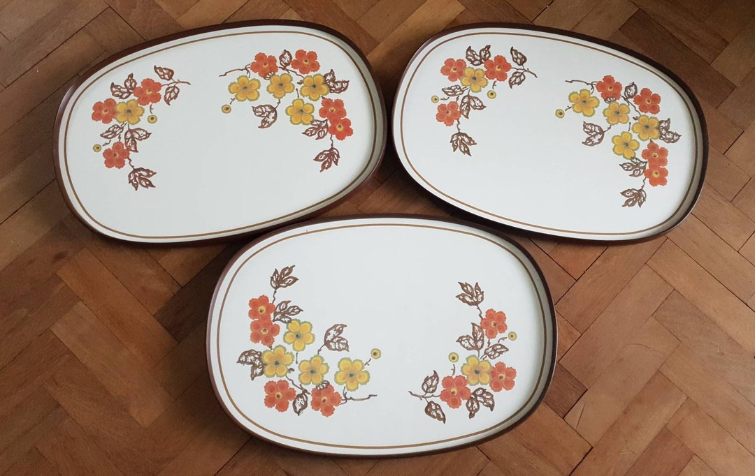 70's Melamine Dinner Trays in 'autumn Gold'/ Set of 3 Retro Floral
