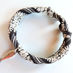 Hand Made Japanese Style Collar for Cat (4mm) /Kitten, Adjustable Super light and Soft!!