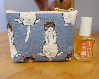 Handmade Mini Pouch / Cat / Cat Lover / Coin Case / Organizer / Zipper Pouch /