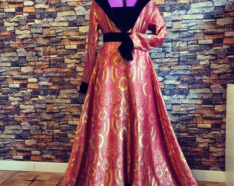 Medieval burgundian gown, 15th century