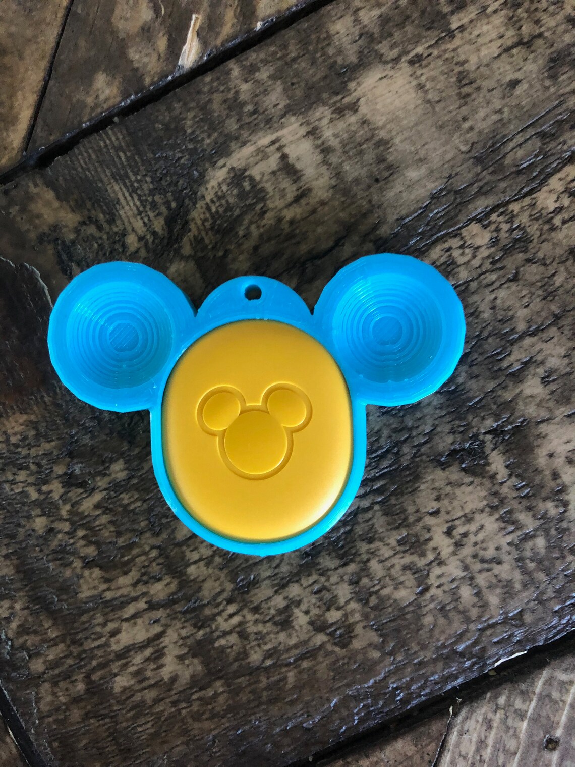 Magic Band 2.0 Puck Holder Disney Magic Band Key Chain Etsy