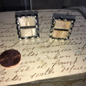 Vintage Mid-Century Mother of Pearl Cufflinks