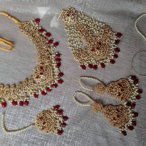 Excellent priced stunning green/maroon hydrabadi bridal jewellery set