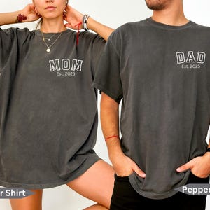 Custom Mom Dad Comfort Colors® T-shirt, Personalized Mama & Dad Pocket Shirt, Pregnancy Announcement Tee, Matching Parents Outfit Gifts