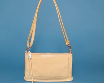 Hobo Cadence Convertible Crossbody Beige Distressed Leather Clutch Shoulder Bag