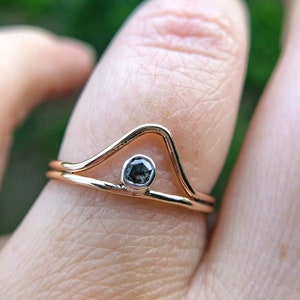 Minimalist Salt and Pepper Diamond Peak Ring